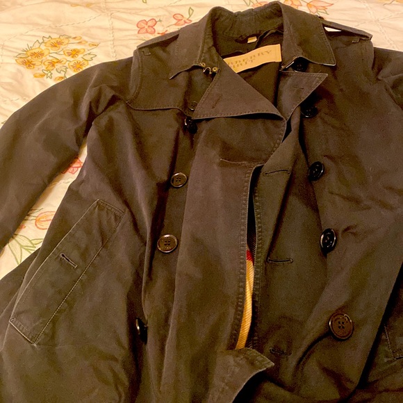 Burberry Brit trench coat black , little worn, size 36, fitted cut. - Picture 7 of 7